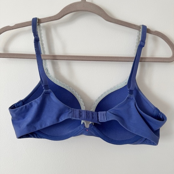 Victoria's Secret Bra Body by Victoria Push Up Periwinkle Lace Sz 32C - Picture 2 of 12